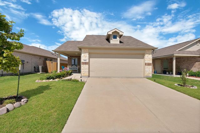 1448 Dovekie Dr — Final Falcon Heights Village 1