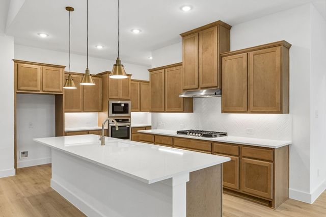 4440 Vaquero Dr — Ellis Ranch Estates