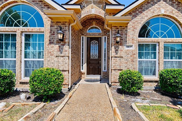 1837 Lakeview Dr — Stillwater Canyon Ph 1c