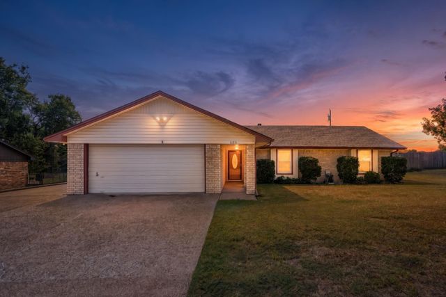 605 Angel Fire Dr — Winter Park Estates
