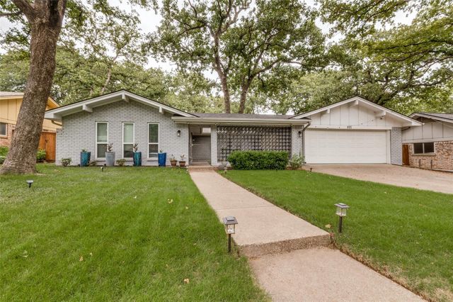 824 Wheelwood Dr — Lucas Estates Add