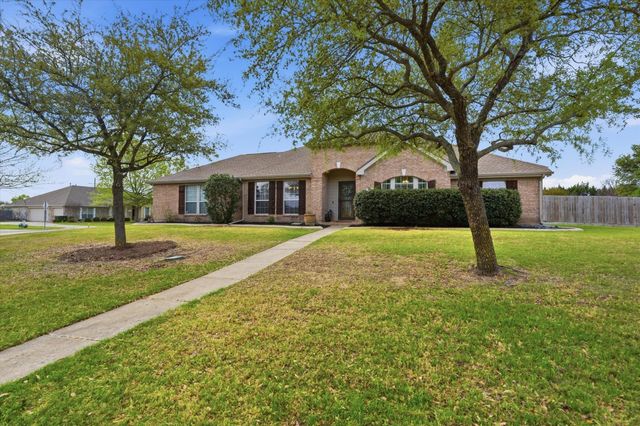114 Clydesdale Dr — Riding Club Estates Ph One