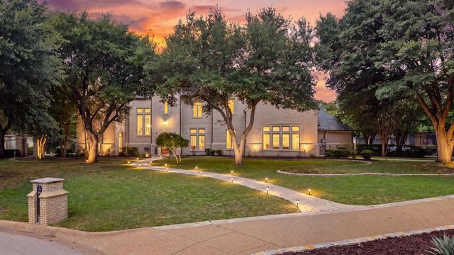 6704 Blair Ct — Country Day Estates