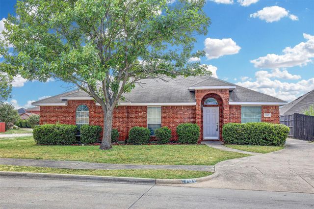 1125 Rio Bravo Dr — Mockingbird Hill Sec 04 Ph 2b