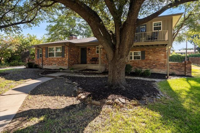 501 Ridgeview Dr — Ridgeview