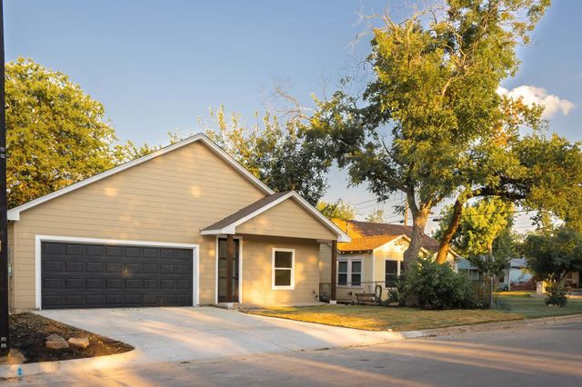 321 S Rusk — Yoemans