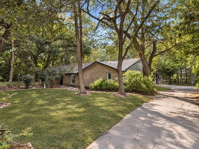 1018 Randy Rd — Kingswood 05