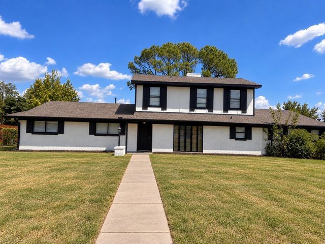 1419 S Rockwall Ave — Kennedy Heights