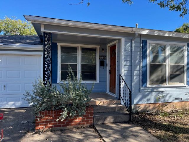 909 Jefferson