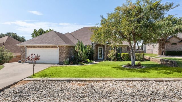 8712 Bellechase Rd — Pecan Plantation