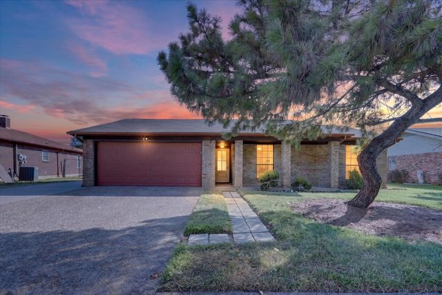 208 Asbury Dr — Cambridge Estates