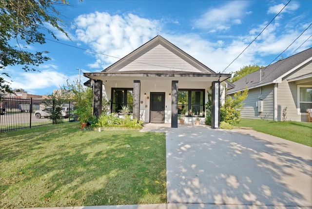 2214 Gordon St — Orig Town Of Greenville