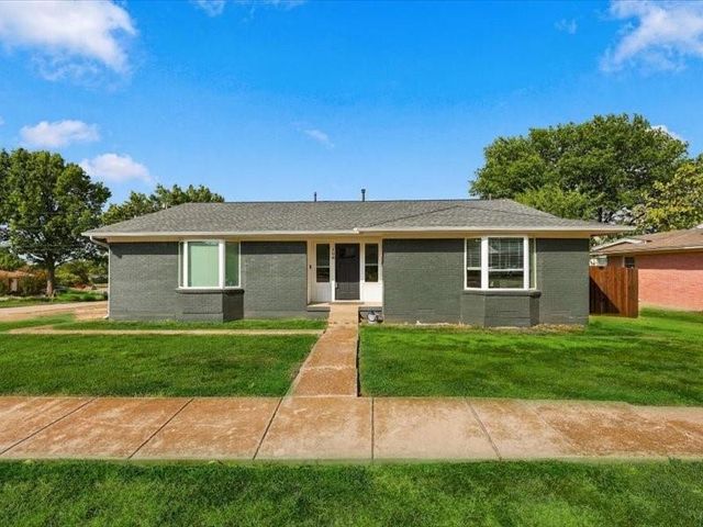 108 Joe White St — WADE