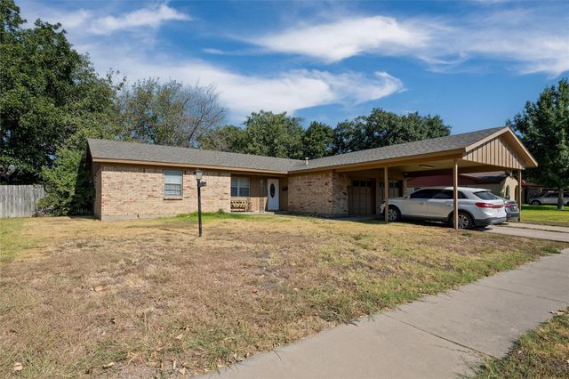 800 Ruidoso Dr — Rancho North Add