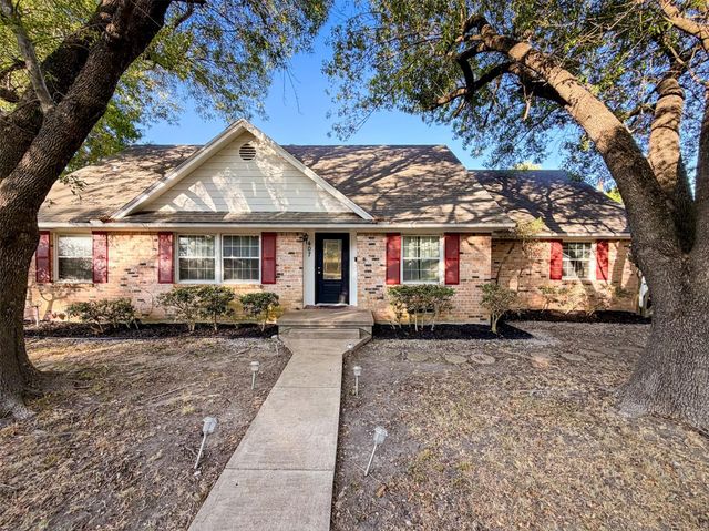 407 John Arden Dr — Univ Annex-Rev