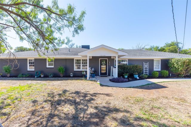1208 Lytle Way Cir — Stewart Shores Sub