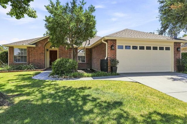 817 Redding Dr — Highland Stationsaginaw