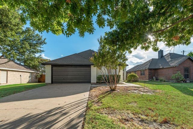 533 Bowie St — Heritage Hill 4
