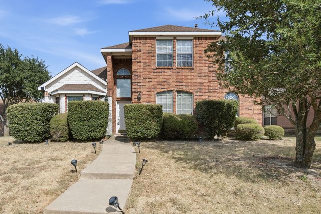 1720 Cattail Creek — Creekside Estate At Briarwood 04