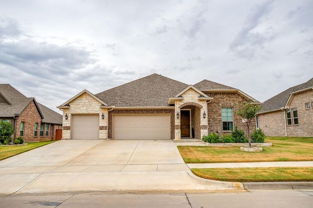 3005 Nob Hill Dr — Oak Hills-Ph 1