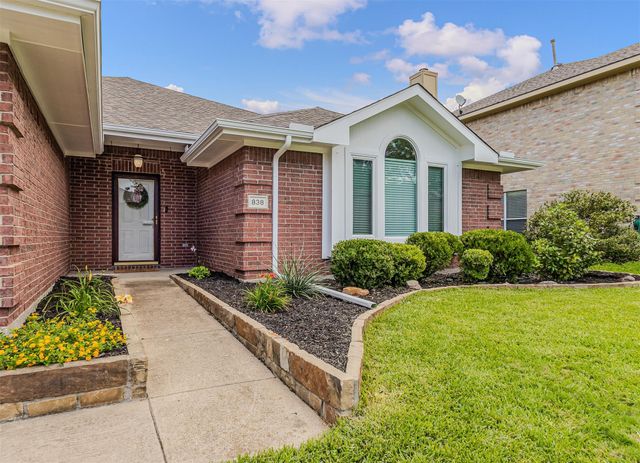 838 Oak Hollow Ln — Creekside Village-Phase Two