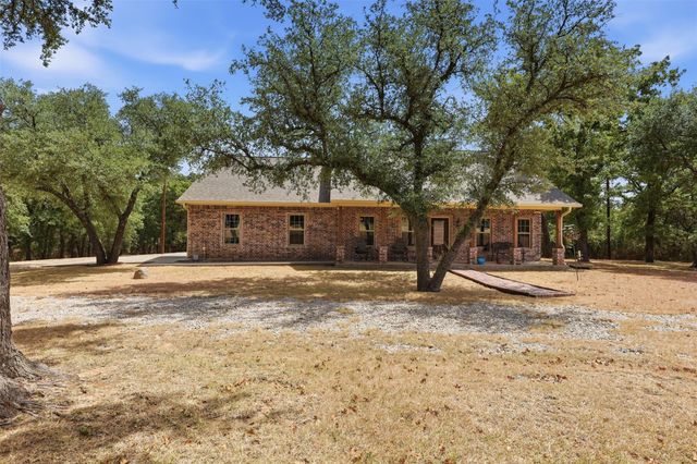 415 Adell Rd — None