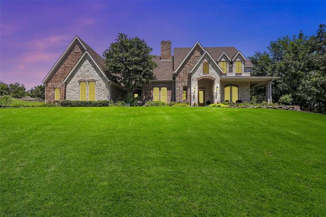 381 Creek Bend Dr — Mcdavid Southwest