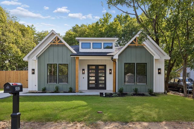 202 Rosa St — Nora Alexander Rev
