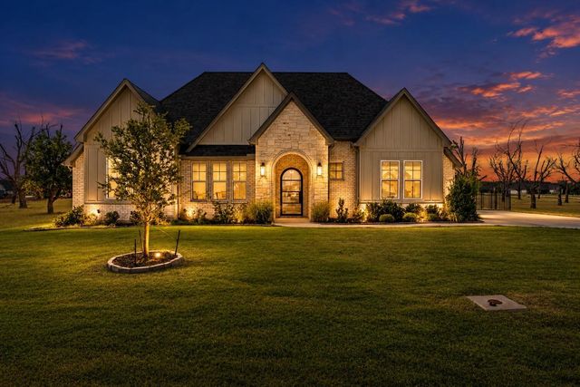 2703 Village Rd — Orchard 14