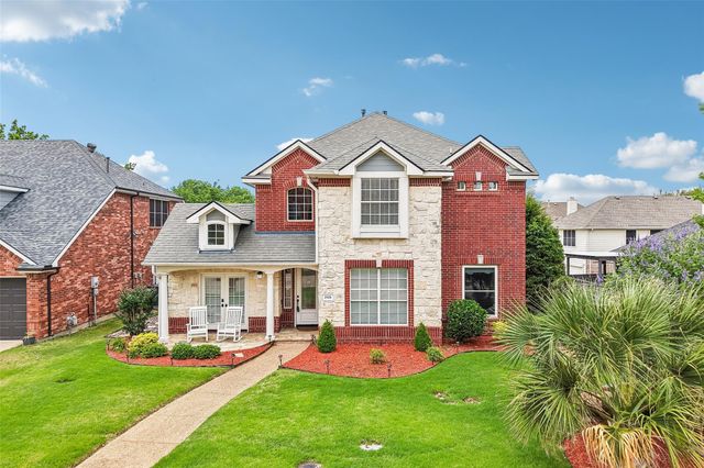 2928 Newport Dr — Newport Place