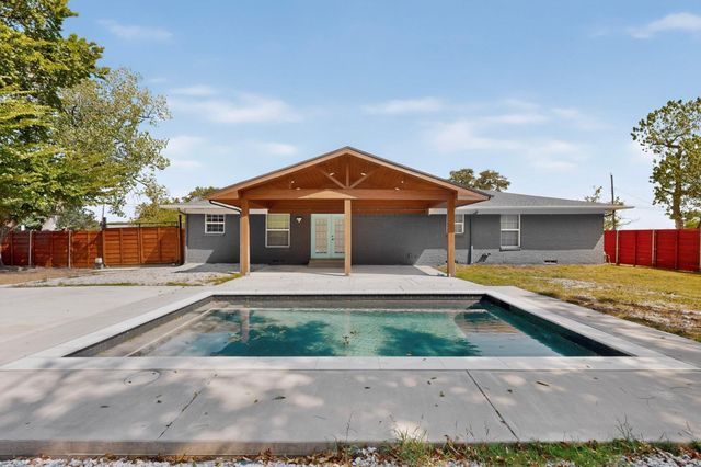 2512 Mcdearmon St — Hillside