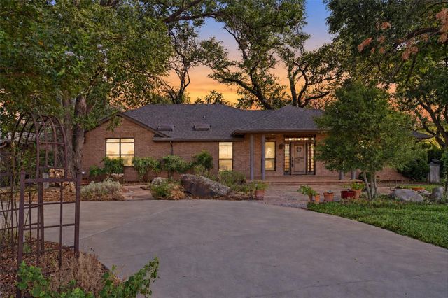 1820 Long Creek Ct — Long Creek Sub