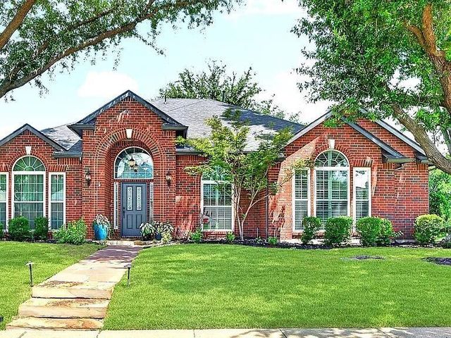 5412 Lexington