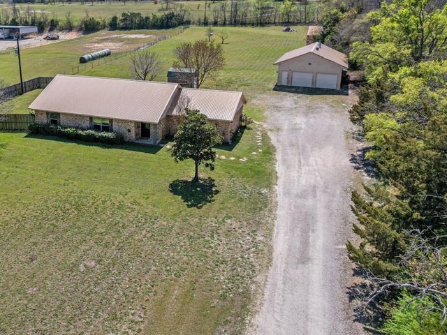 3802 County Road 429 — Mr Roberts Surv Abs #742