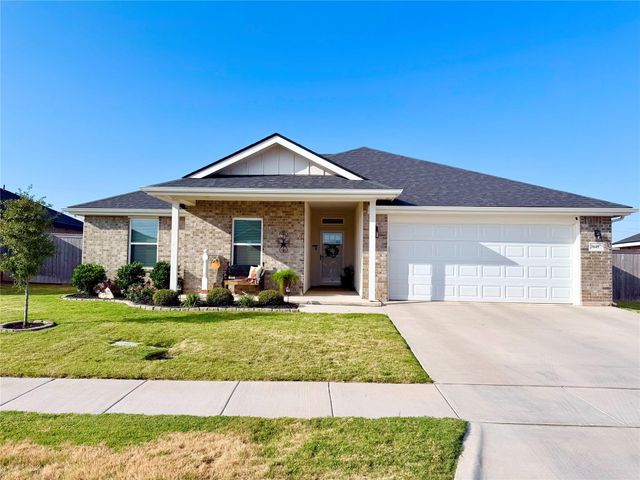 3649 Yamini Dr — Forrest Meadows Add