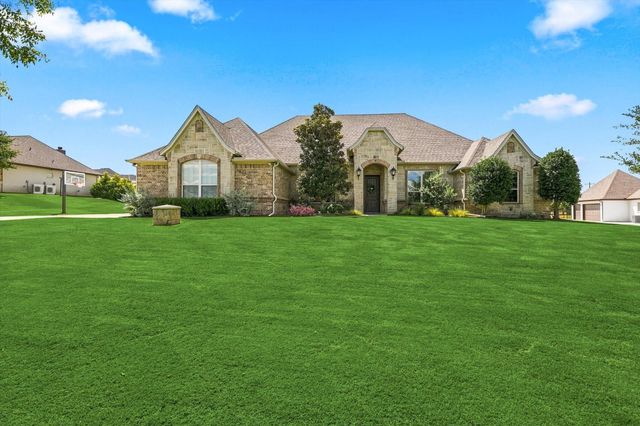 196 Bearclaw Cir — Bear Country