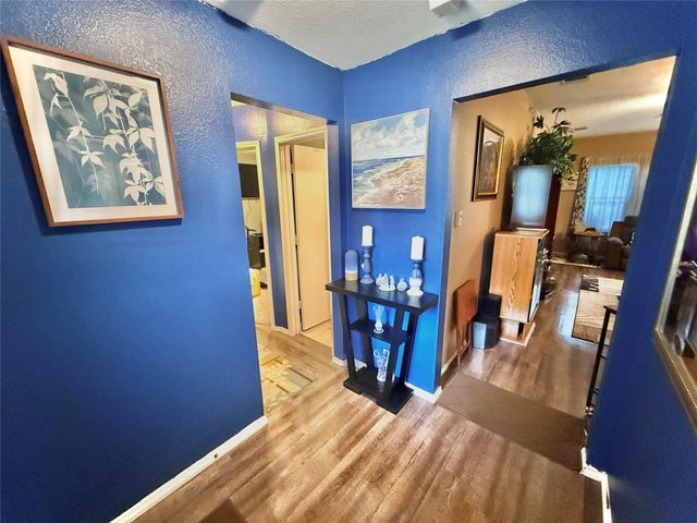 101 Jackson Dr — Terraces Ph 1 B
