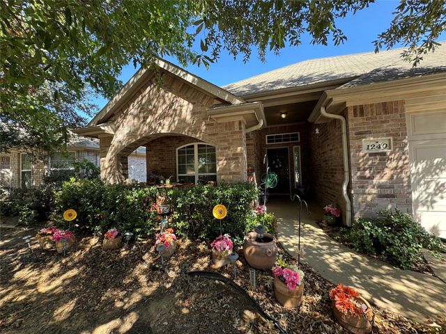 1240 Cottonwood Dr — Lasater Ranch