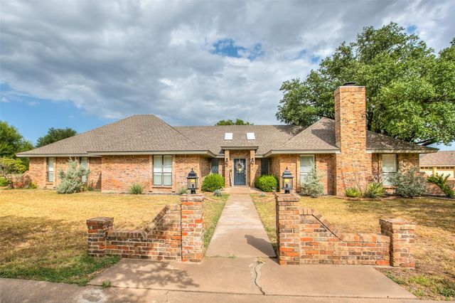 5820 Pecan Valley Ln — Pecan Valley Estates
