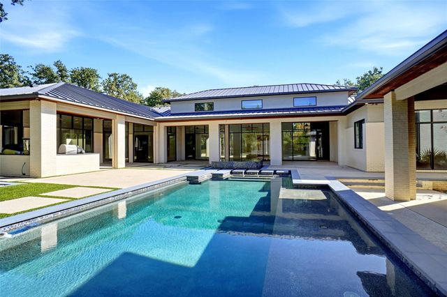 1204 Andre Ct — Wimbledon Estates