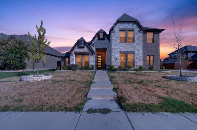 5625 Stone Ln — Hayes Xing Ph 1