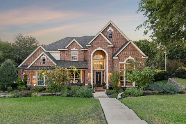 2647 Creekwood Dr — Lake Ridge Sec 21