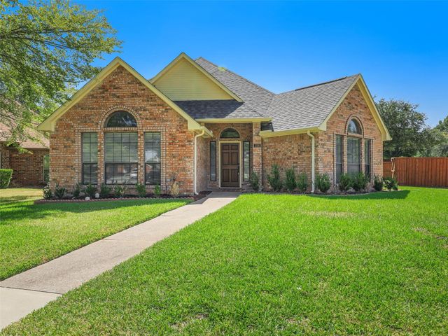 136 Highland Meadow Cir — Highland Meadows