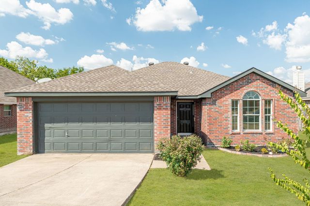 412 Harvard Dr — Princeton Place