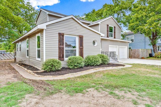 2305 Stanford St — Curtis-Rozell-Kelly Resub