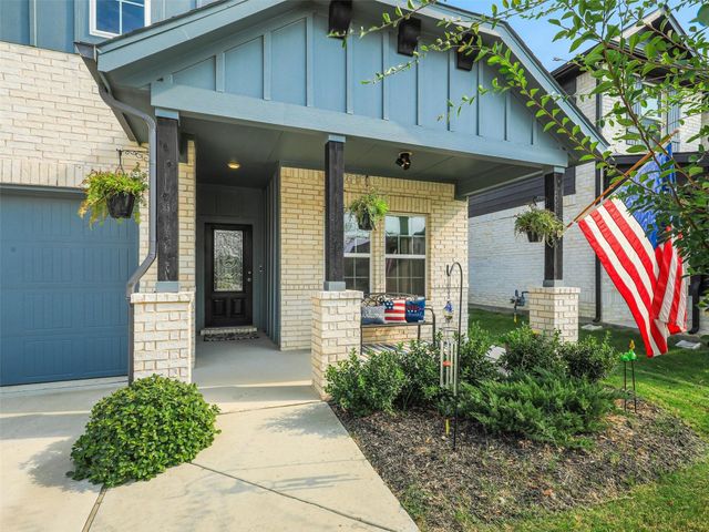 3921 Bluestem Blvd — Sagebrook
