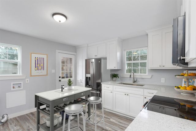 310 Dogwood Ave — Cavens South Add