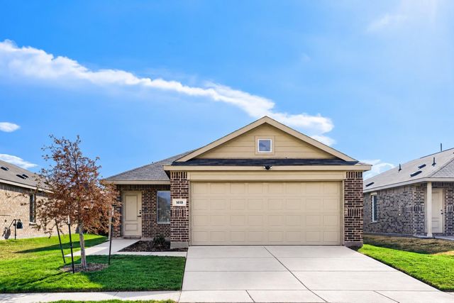 1619 Grassy Pond Rd — Walden Pond West Ph 1