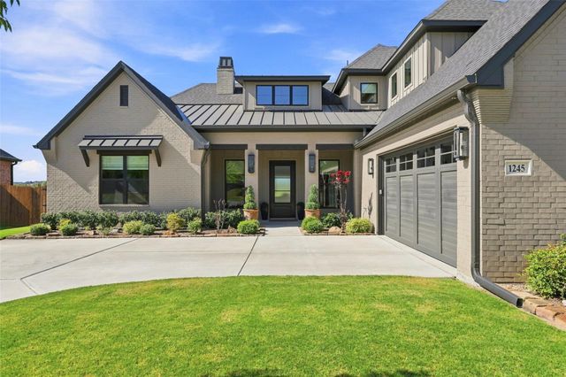 1245 Crown Valley Dr — Crown Valley