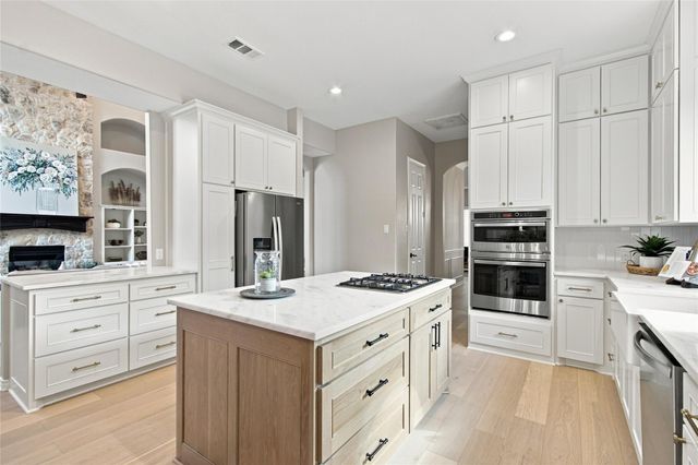 3416 Brighton Ct — Castlewood Sec Two-I